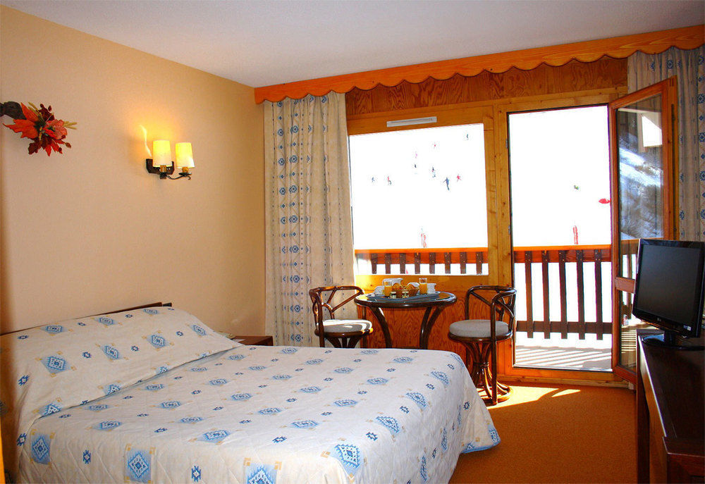 Les Arolles 3* Meribel