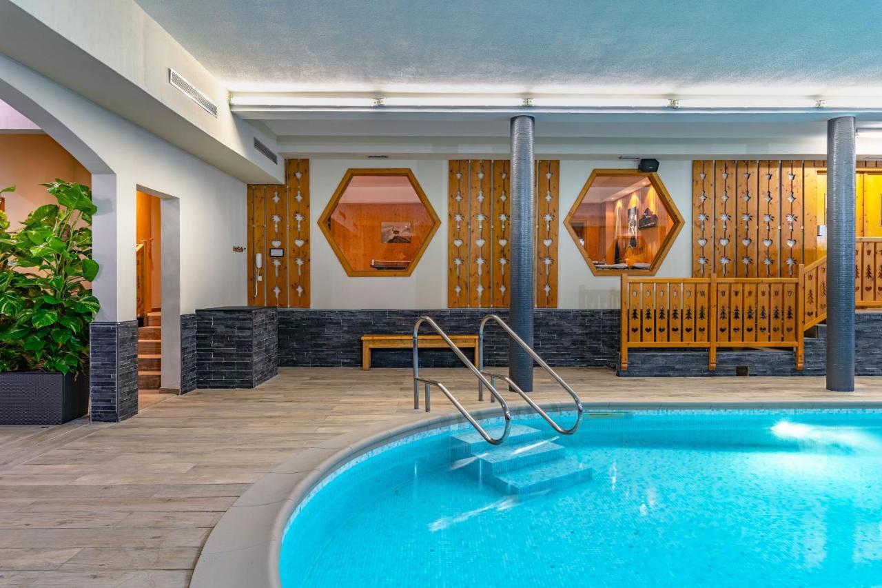 Hotel Les Arolles Méribel