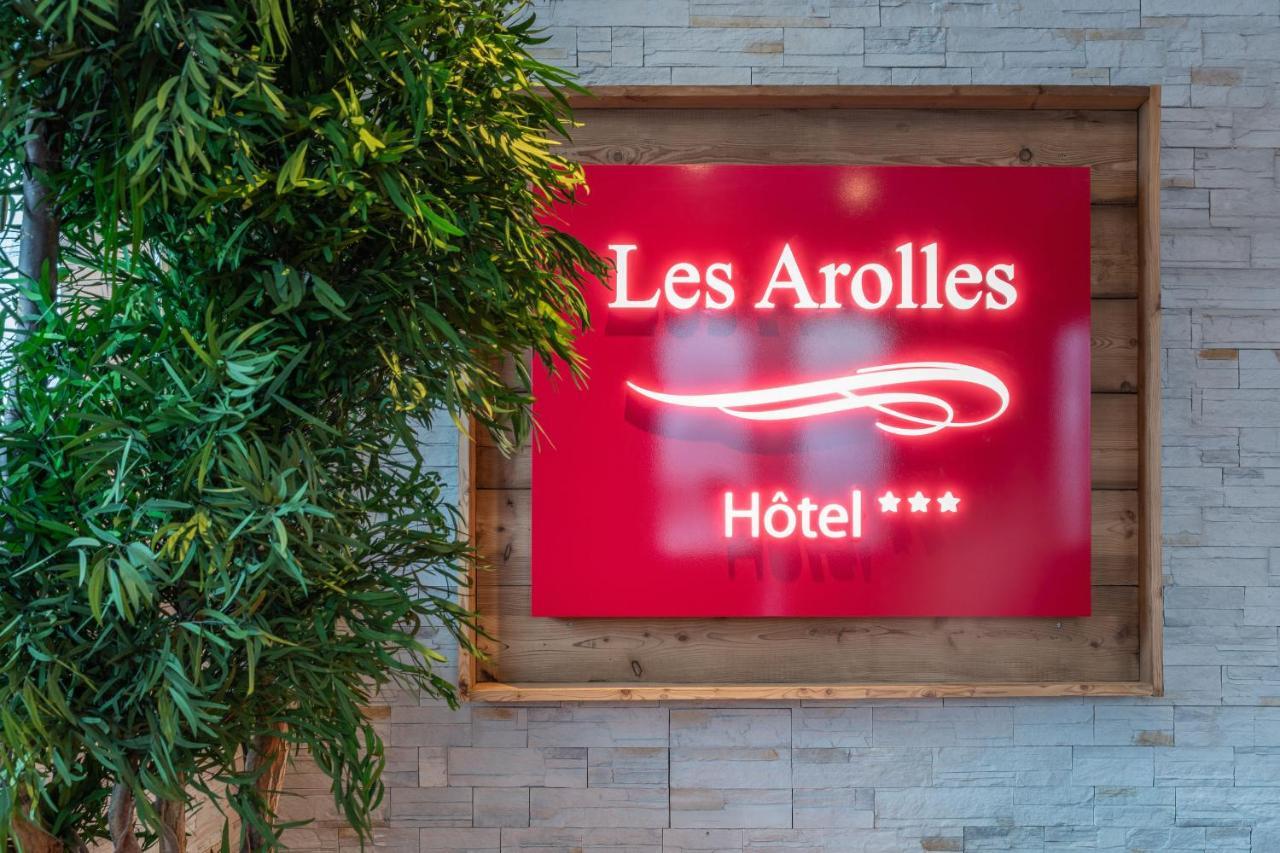 Hotel Les Arolles 3*